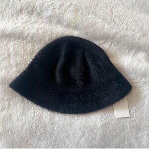 Forever 21 Black Hat